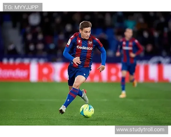 西甲联赛最新排名数据与赛季走势趋势追踪