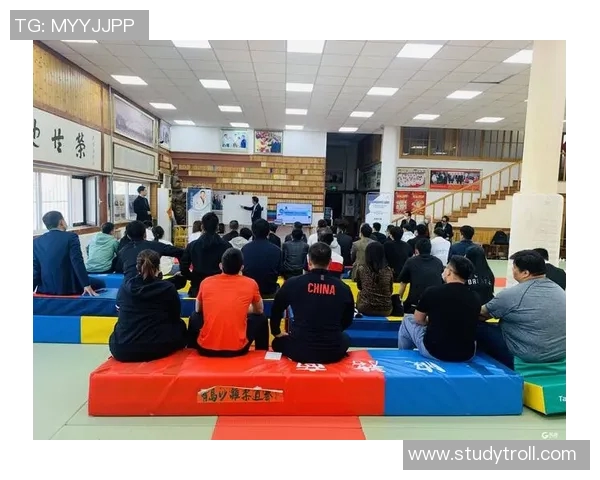 跆拳道的技术精髓与训练方法探索：提升力量、速度与精准度的系统分析