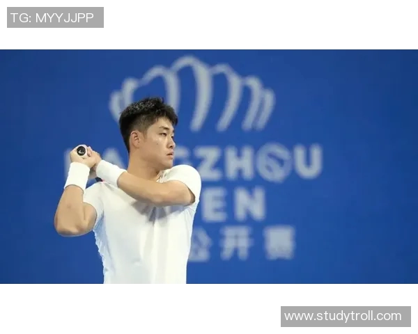 周强的网球人生深度对话：从少年梦想到职业追求的心路历程