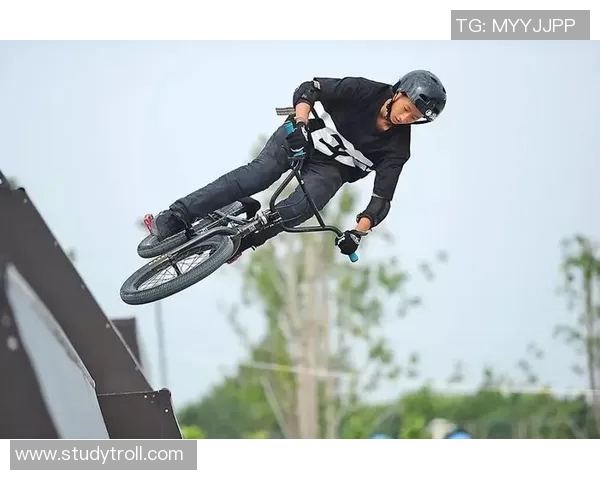 广州极限运动队在极限运动联赛中的比赛经验与表现分析